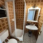 Fruehstueckspension מלון