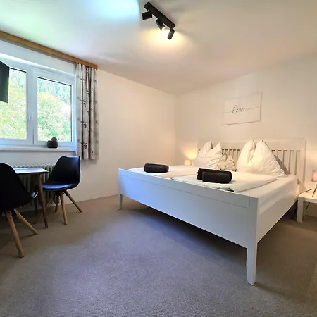 Otel Fruehstueckspension *