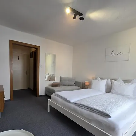 Hotel Fruehstueckspension *